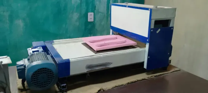 Mini Fábrica Semi Automatica de Chinelos tipo havaianas 