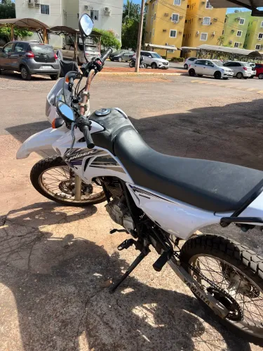 Lander 250 branca ano 2007