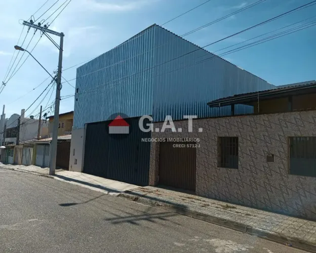 Galpão Comercial à Venda em Sorocaba-SP, Bairro Jardim Vera Cruz - 1 Banheiro, 300m² de Ár
