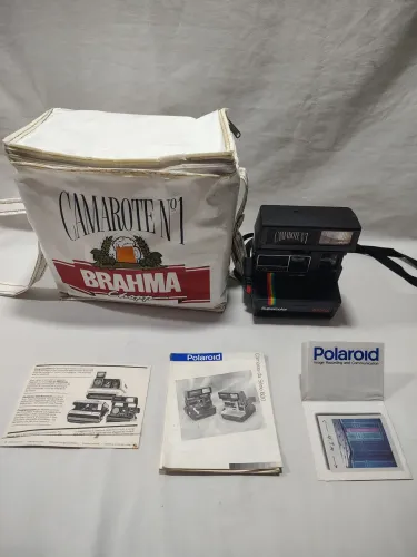 Câmera Polaroid 635CL do Camarote da Brahma 