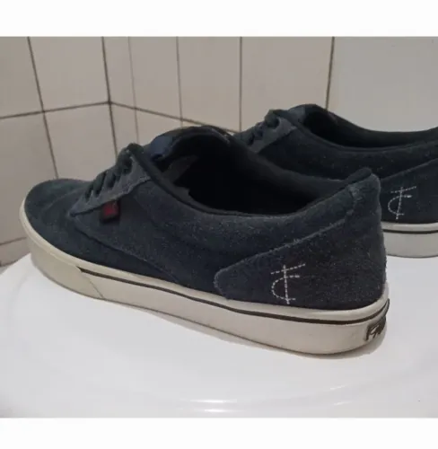 Tenis Faith Athos/ Num 40 Couro/ Usado/ Ótimo estado