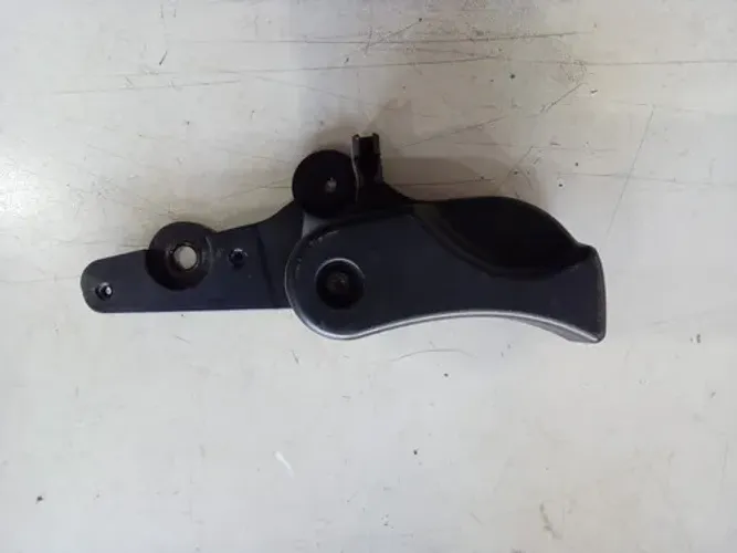 Puxador Capô Bmw 320i 2.0 Auto 2011 9622