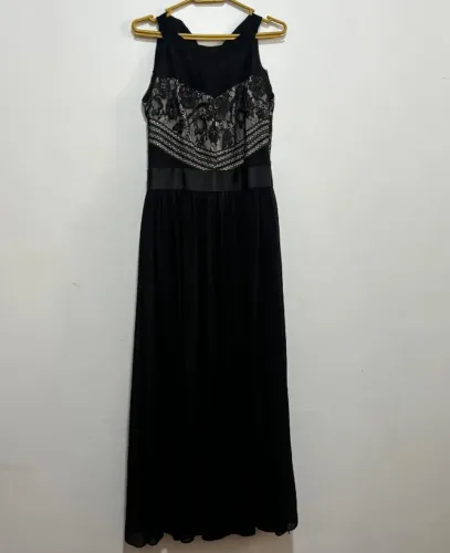 Vestido de festa preto