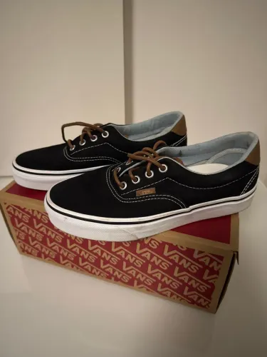 Tênis Vans Era Preto com detalhes em marrom