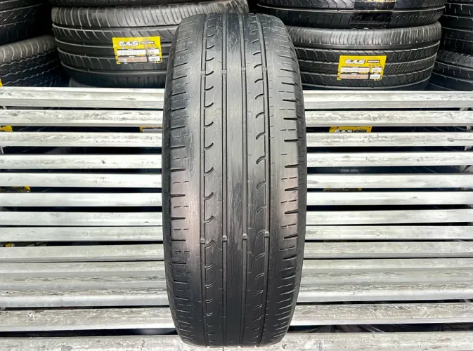 Pneu 205/65/16 Goodyear EfficientGrip SUV R$199 / Pneu 205/65R16