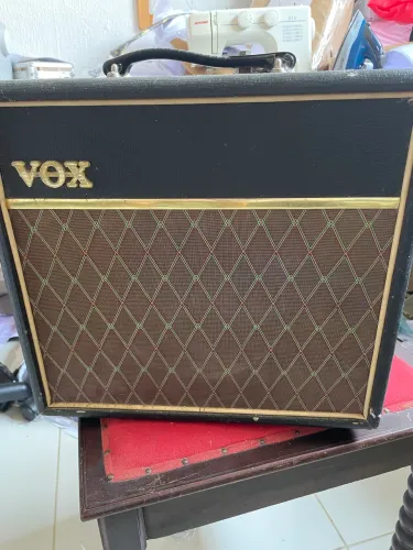 Amplificador VOX Pathfinder 15r
