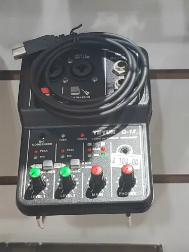 Interface de áudio TEYUN Q-12