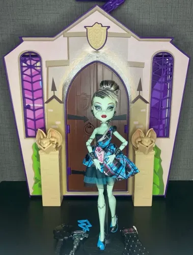Monster High - Frankie Stein - Sweet 1600