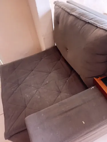 Troco por um sofa cama ou um de dois lugares ou 3 lugares