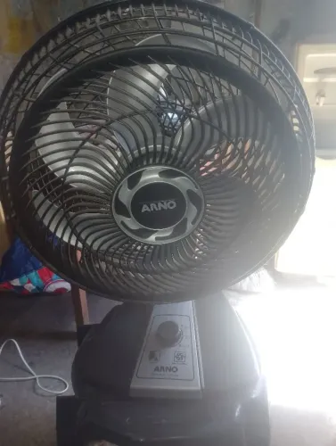 Ventiladores Arno mundial e Cadence