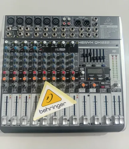  2.100 Mesa de Som Behringer X1222 USB Xenyx 100v/240v 