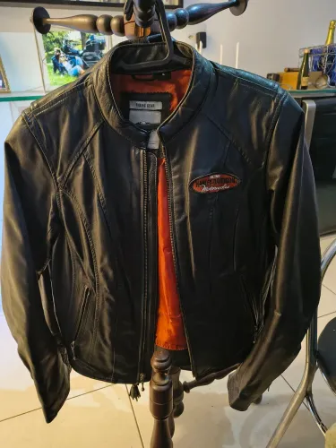 Jaqueta de Couro Legítimo (P) Harley-Davidson com detalhes Laranja