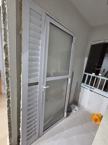 Porta Balcão