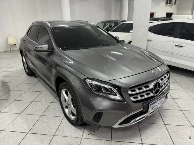 Mercedes-Benz GLA 200 Adv. 1.6/1.6 TB 16V Flex Aut. 2019