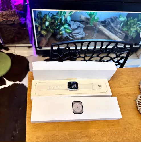 Apple Watch Series 8 41mm- Pouquíssimo uso bateria 100%