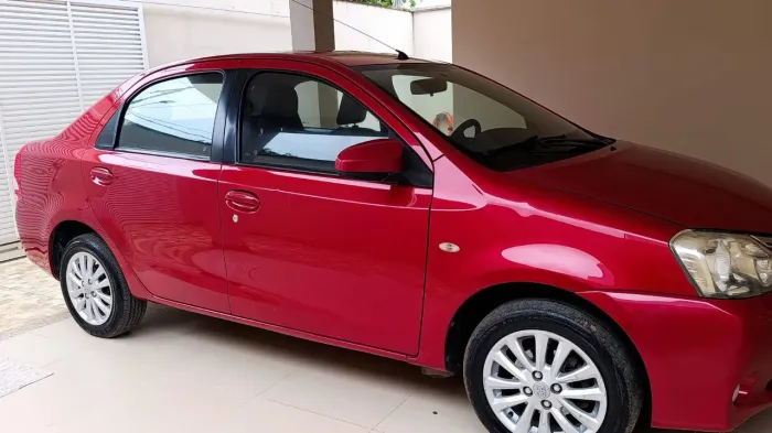Toyota Etios XLS Sedan 1.5 Flex 16V 4P Mec. 2014