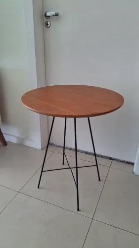 Mesa lateral redonda tokstok