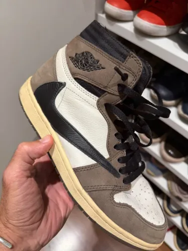 Air Jordan 1 High OG x Travis Scott