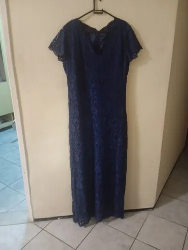 Vestido de festa longo em renda