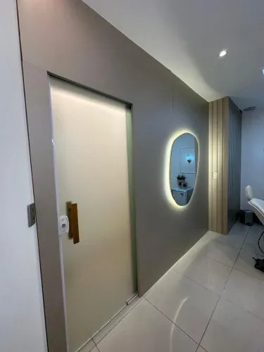 Alugo turno fixo em consultório odontológico localizado na Edson Ramalho  