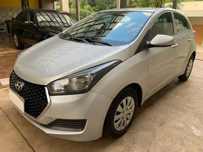 Hyundai HB20 Unique 1.0 Flex 12V Mec. 2019