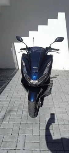 PCX DLX 160 apenas 2600 km