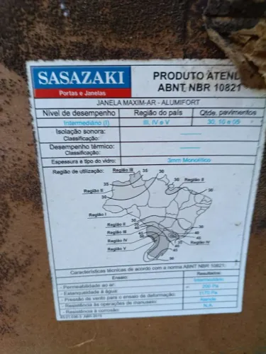 Maxi ar sassazaki alumínio forte completo, vidro 60x80 nunca foi usado t
