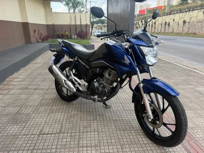 Vendo CG Titan 160 , 2024 Pouco rodada