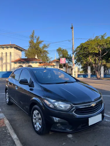 Chevrolet Onix Hatch LT 1.0 8V Flex Mec. 4P 2017