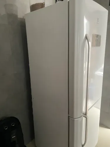 Vendo geladeira electrolux