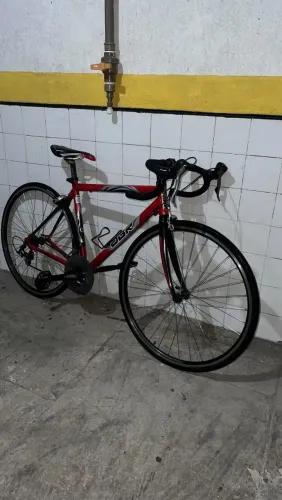Bicicleta speed Diamondback DBR