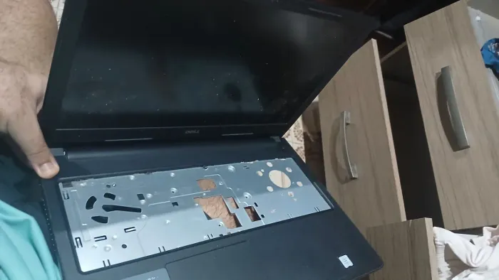 Vende base de notebook Dell inspirou 15 3000/3500