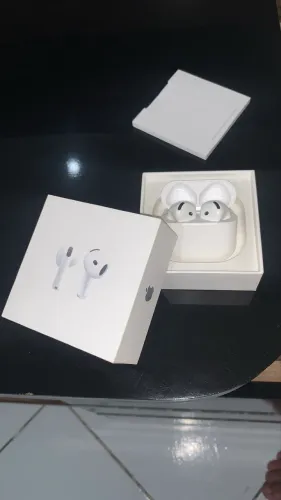 AirPods 4 Apple Original, novo e Comprado na Bélgica ?