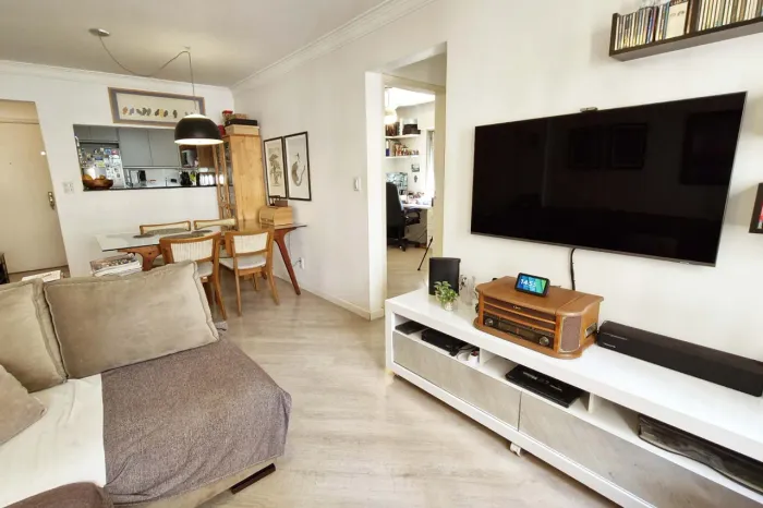 Apartamento para venda em Moema com 2 quartos, 71m²