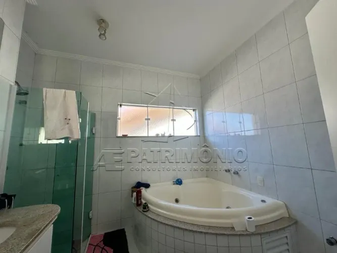 CASA SOBRADO COM 4 SUITES - TIVOLI PARK