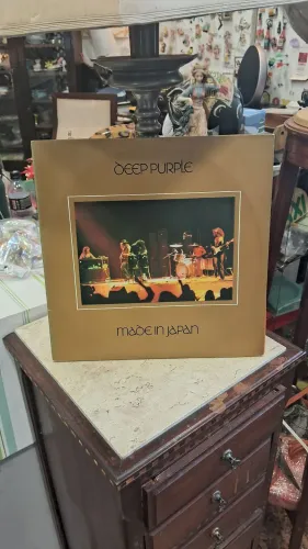 disco de vinil do álbum ao vivo "Made in Japan" da banda Deep Purple