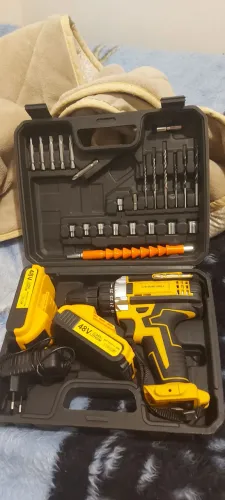 Kit parafusadeira/furadeira completo pra sair agora?