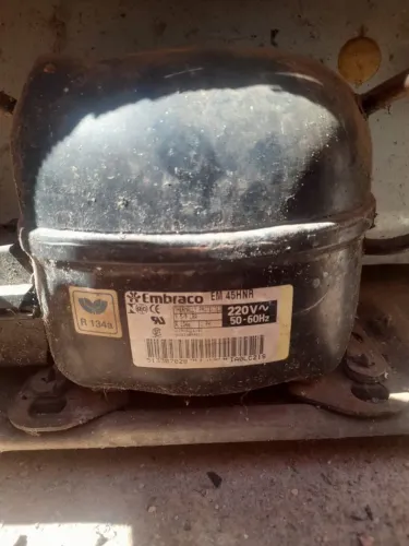 Motor de geladeira 220V