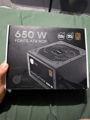 Fonte de alimentação para PC Dazz ATX ROP 650W preta!!