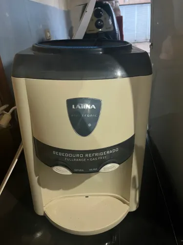 Bebedouro Refrigerado Latina Electronic Full Range Gas Free - Leia a descrição
