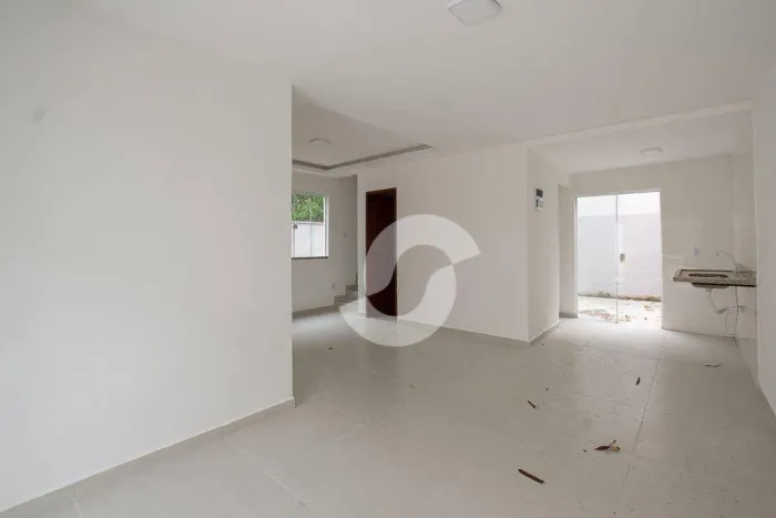 Casa com 4 dormitórios à venda, 98 m² por R$ 650.000,00 - Itacoatiara - Niterói/RJ