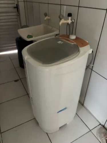 Máquina de lavar e secadora
