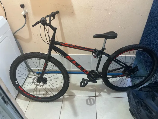 Bicicleta semi nova
