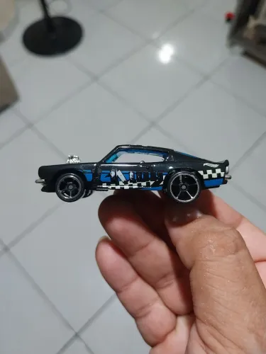 Hot Wheels King Kuda