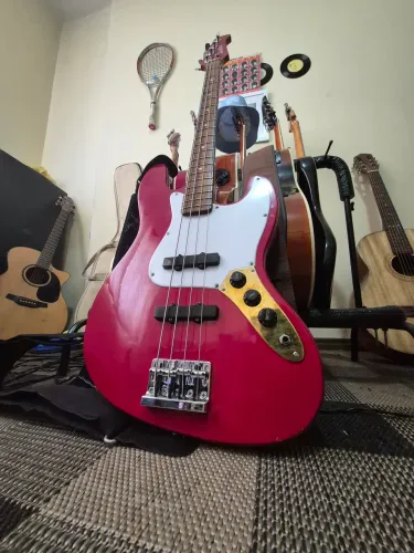 Baixo Jazz Bass