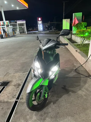 ? Honda Elite 125 2023 - Excelente estado!