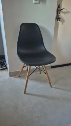 Cadeiras Eames