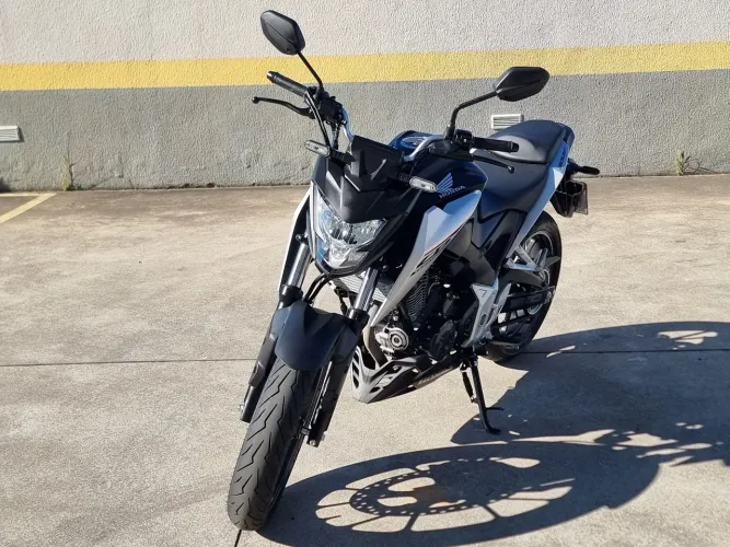 CB TWISTER 2026 300F 