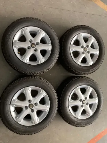 Rodas 14 Fiat strada,palio,uno,mobi+ pneus bons!!!