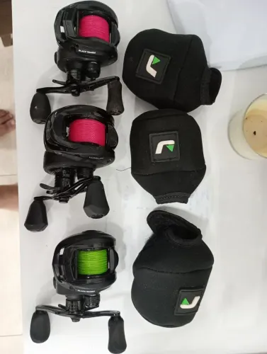 varas e carretilhas de pesca